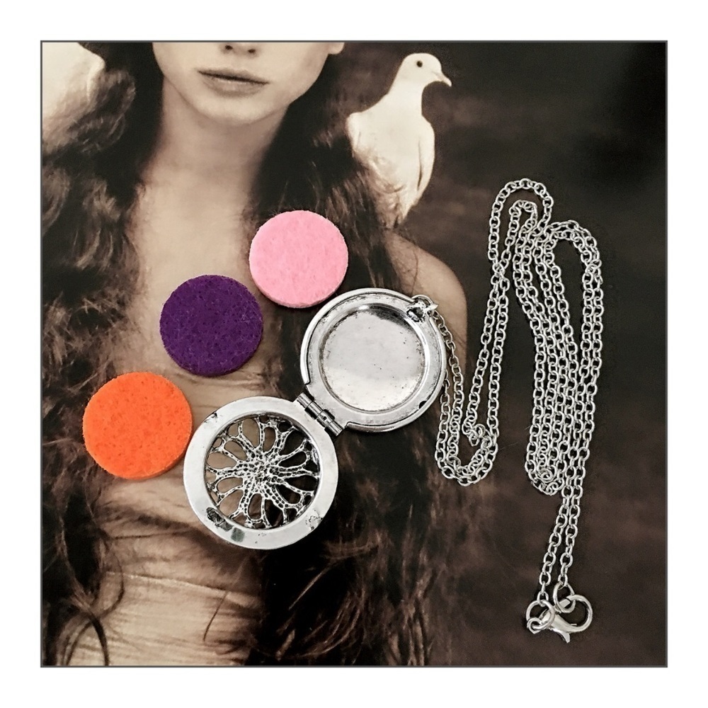 NEW Essential Oil Diffusing Necklace - Picture 3 of 5